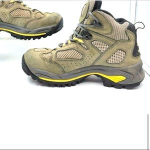 Vasque Breeze Gore-Tex XCR Gray Vibram Hiking Boot